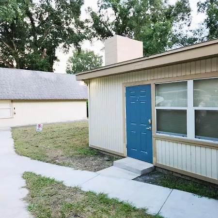Cheerful Super Suite + 2 Queen + Sofa Bed Minutes From The Airport! Tampa Exterior photo
